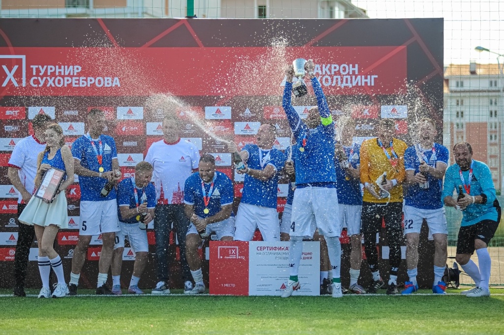 ix_futbolnyy_turnir_pamyati_m_sukhorebrova_8.jpg ix_futbolnyy_turnir_pamyati_m_sukhorebrova_8.jpg